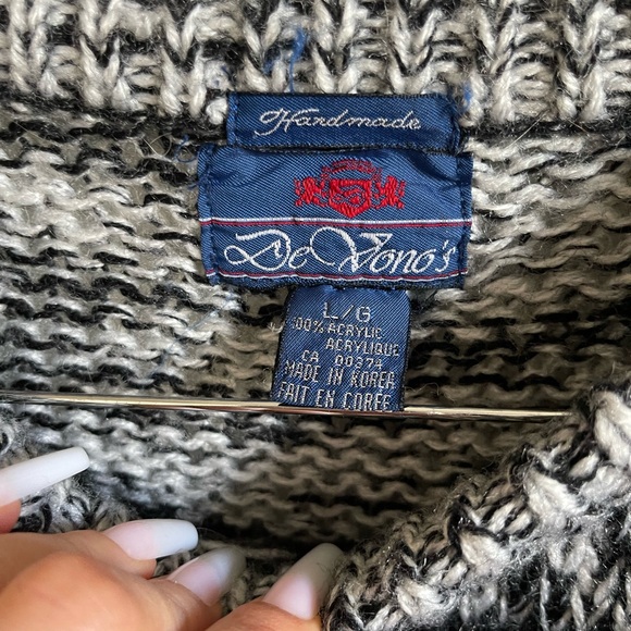 Vintage Handmade Knit Sweater - Picture 2 of 6